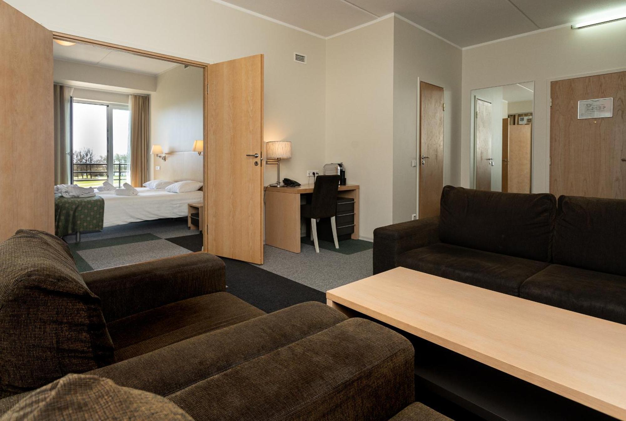 Meri Seaside Hotel & Spa Kuressaare Exterior photo